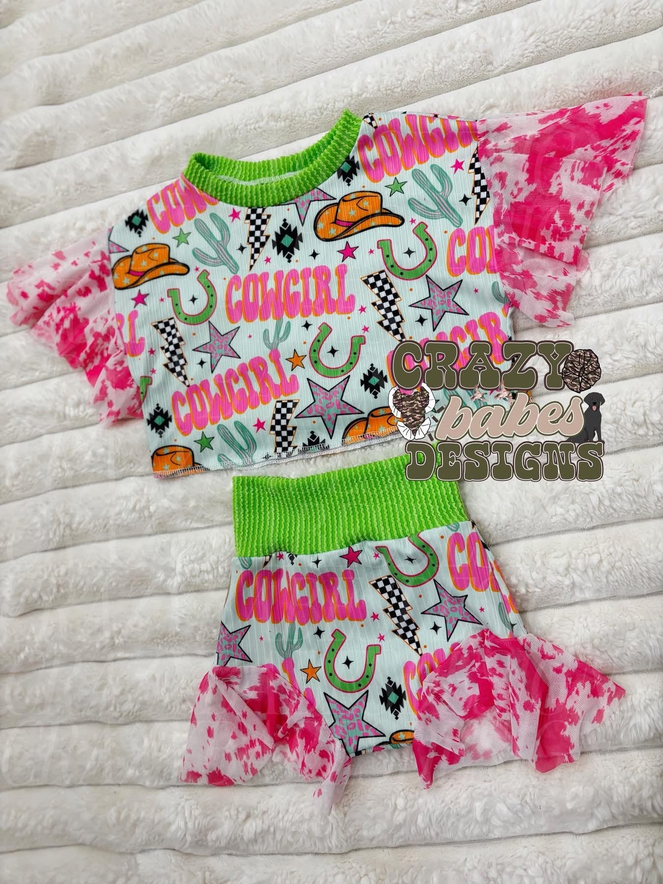 2t cowgirl set w/ green accents